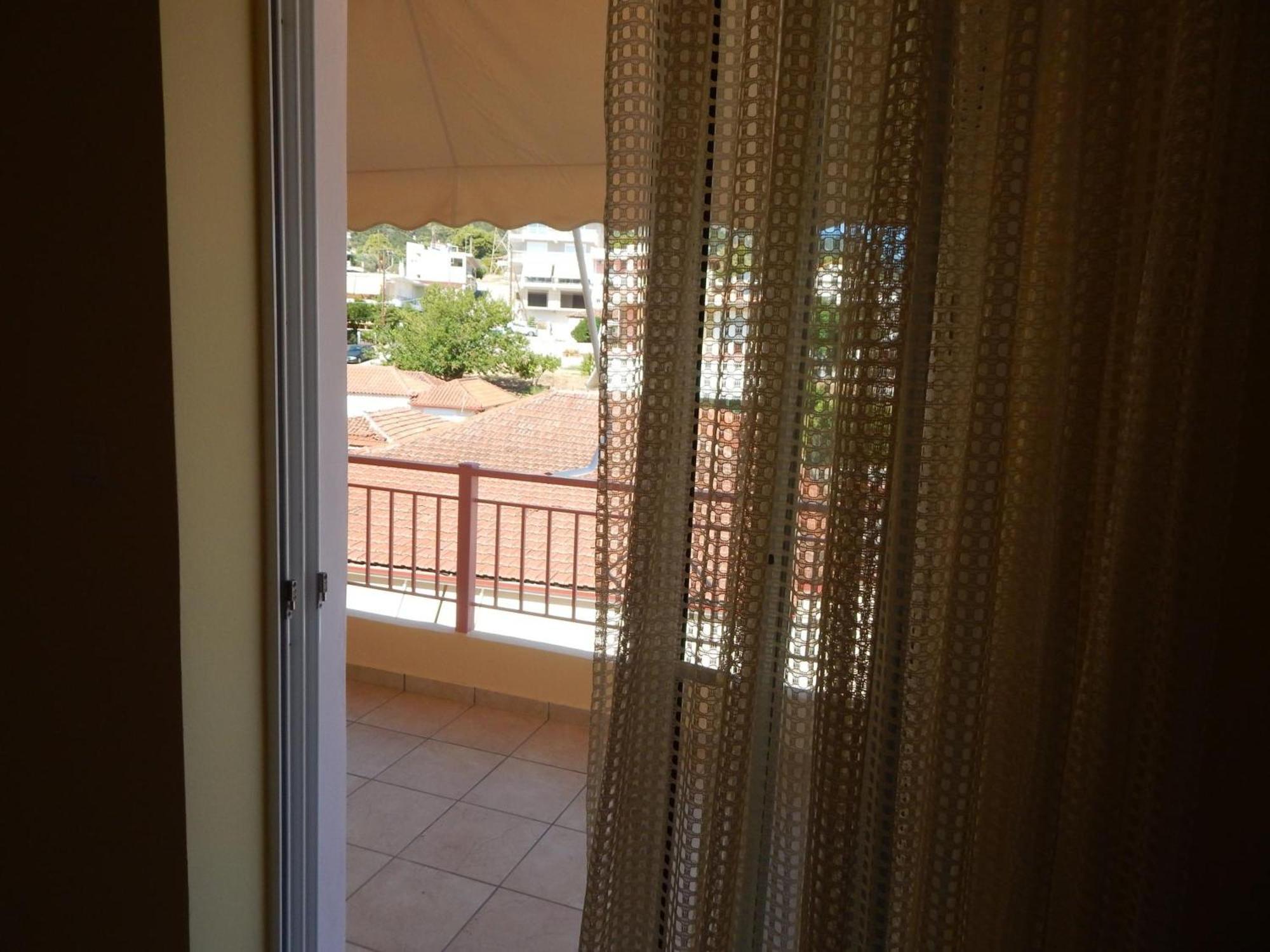 Angela'S Apartment With Beautiful Balcony View Agios Konstantinos  ภายนอก รูปภาพ